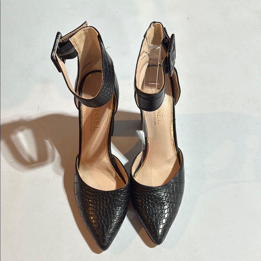Michael Shannon Black Croc-Embossed Women's Heels - Picture 1 of 11